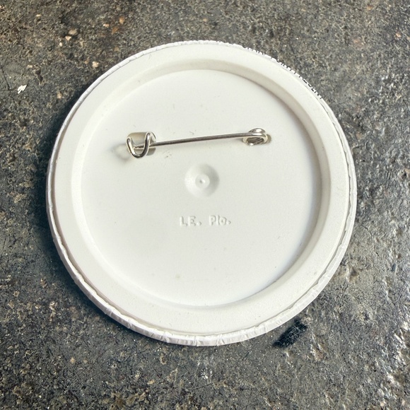 Big Boobs Vivienne Westwood Pin - Picture 2 of 3